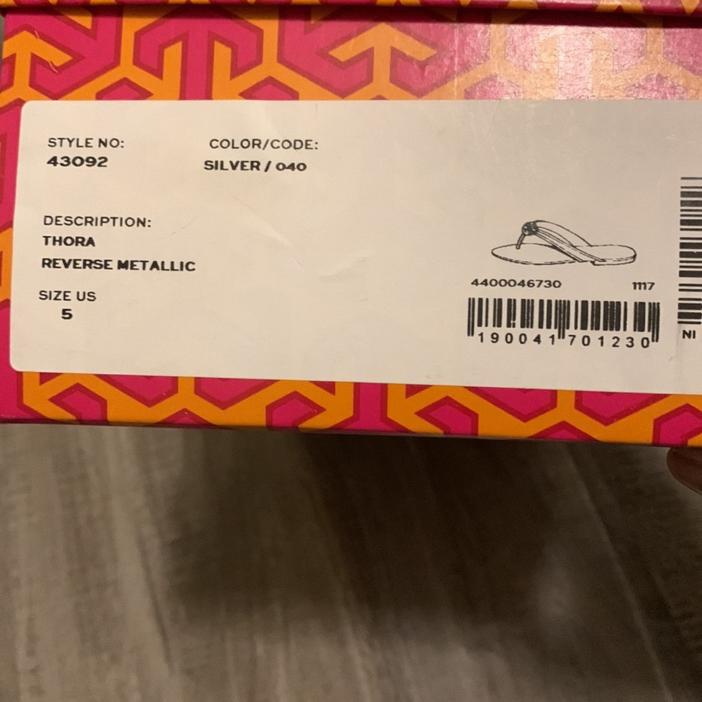 Tory Burch sandals size 5 - Picture 3 of 4